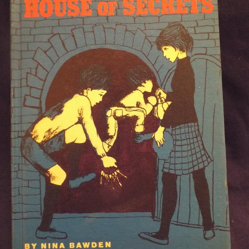 Vintage 1964 The House of Secrets H/C Book by Nina Bawden